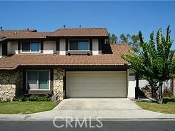 2658 N River Trail Rd, Orange, CA 92865