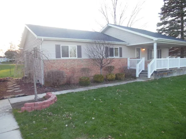 6320 2nd St, Mayville, MI 48744