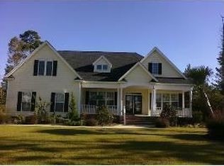 110 Currant Ln, Hampstead, NC 28443