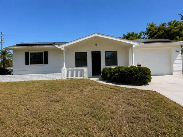 3708 Holiday Lake Dr, Holiday, FL 34691