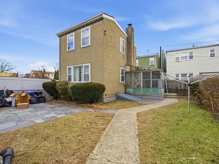 305 N Terrace Ave — Photo 10