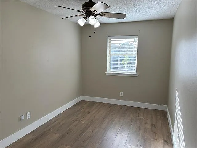 1709 N Atlanta St — Photo 12