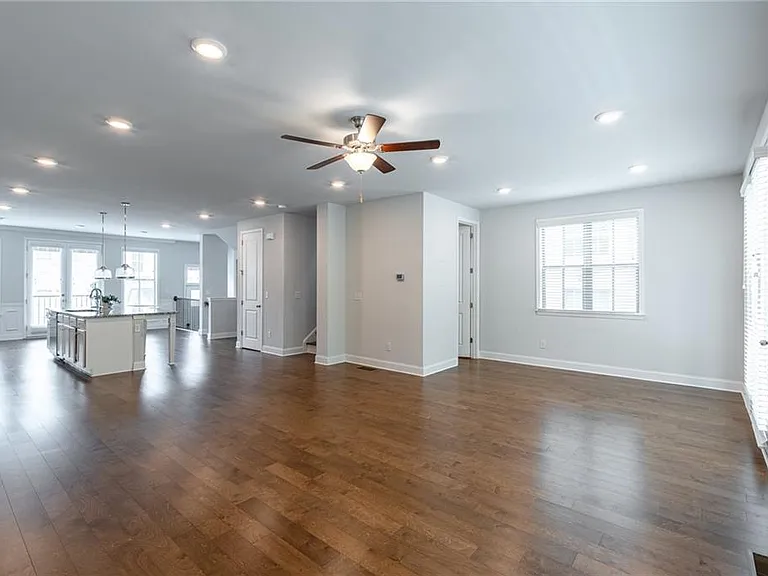 2701 Cedar Pine Way — Photo 13