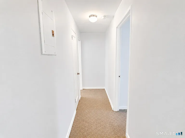 29 Clarmore Dr #2A — Photo 8