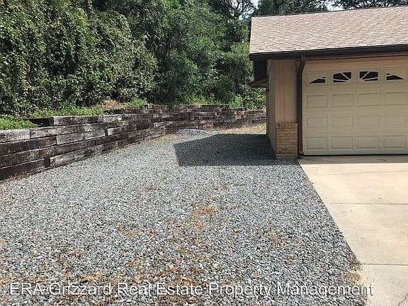 3rd image of 619 Westchester Dr