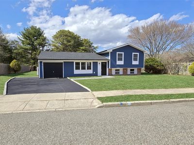 178 Springmeadow Drive, Holbrook, NY, 11741