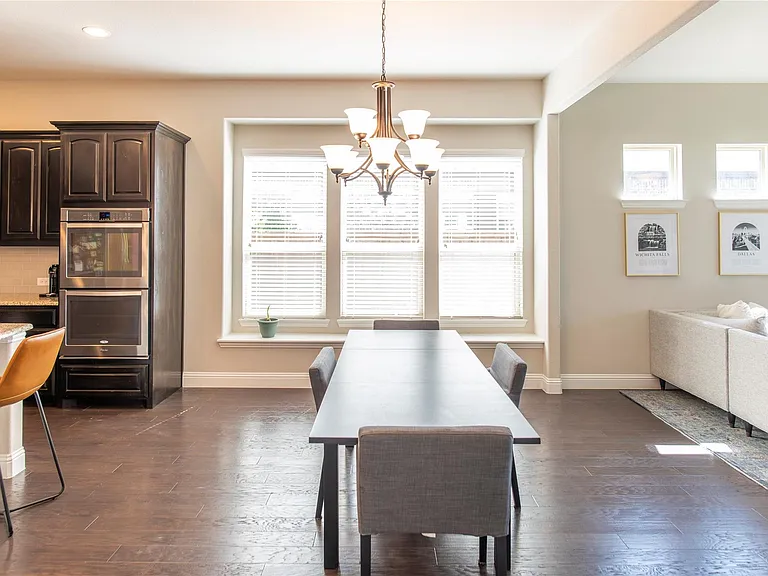 638 Brook Dr — Photo 10
