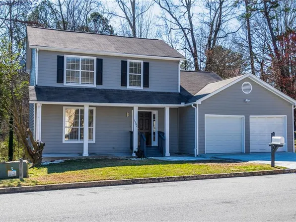 1382 Stoneleigh Way, Stone Mountain, GA 30088