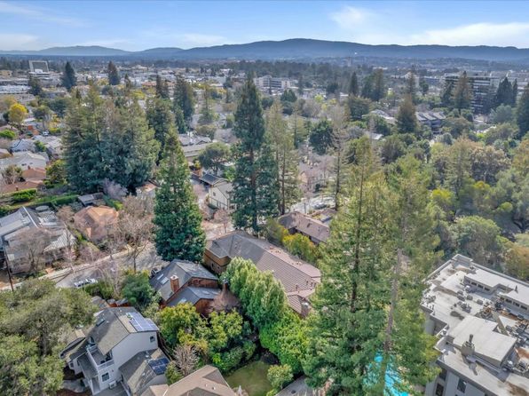Poe Paloalto, Palo Alto, CA 94301