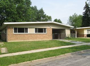 439 Tomahawk St, Park Forest, IL 60466