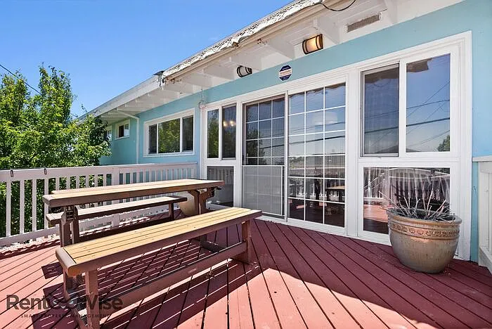 1120 Oakwood Dr — Photo 29