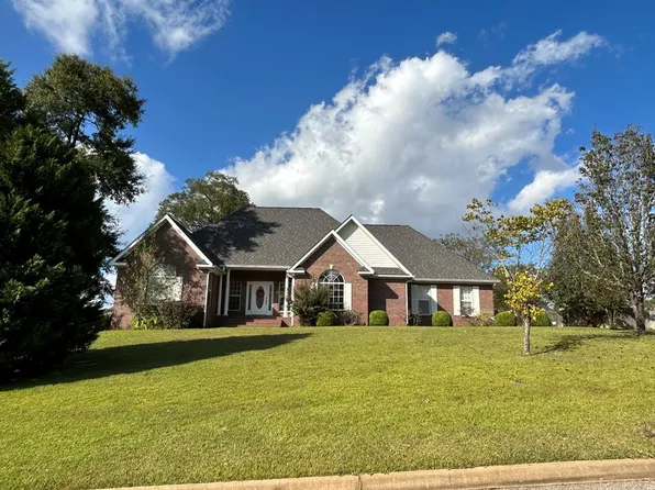 102 Briar Hill Way, Troy, AL 36079