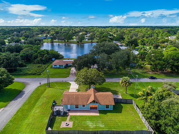 3rd image of 6006 Lantana Dr