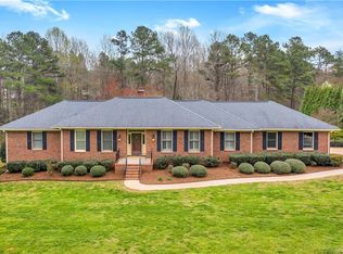 4512 King Crowder Dr, Gastonia, NC 28052