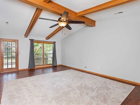 3rd image of 2711 Baker Pl