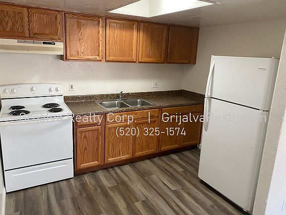 5th image of 3115 N Stone Ave APT 2