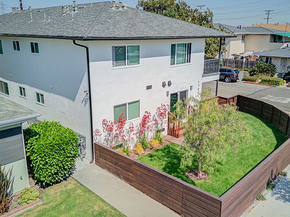 3rd image of 17901 Crenshaw Blvd APT 4