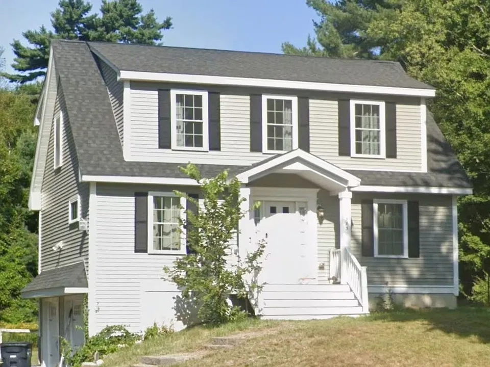 583 Main St