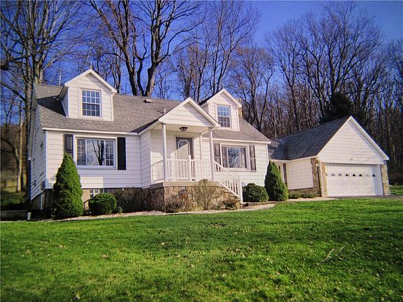 2nd image of 310 Steyer Rd
