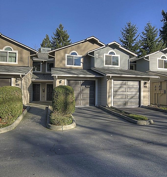 2nd image of 4350 W Lake Sammamish Pkwy SE #B137