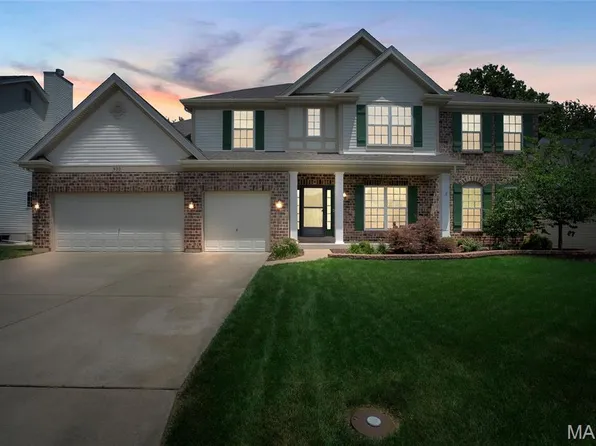 930 Bentley Park Cir, O'Fallon, MO 63368