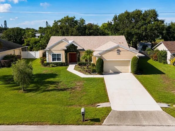 610 SW COLLEGE PARK Road, Port St Lucie, FL 34953