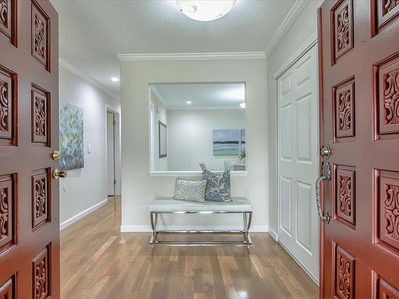 2nd image of 601 Calero Ave