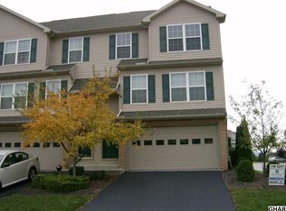515 Meadowcroft Cir, Mechanicsburg, PA 17055