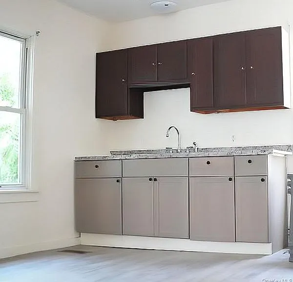 22 Ulster Ave #1 — Photo 4