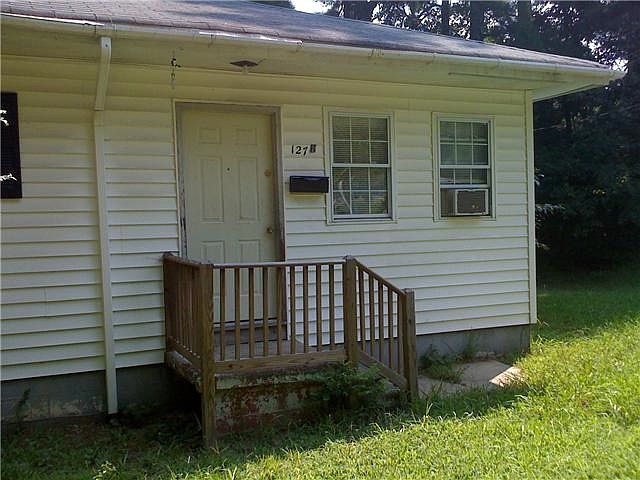 1st image of 129 Wickre St #A
