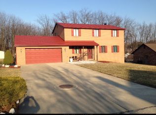 10 Timbercrest Cir, Cecil, PA 15321