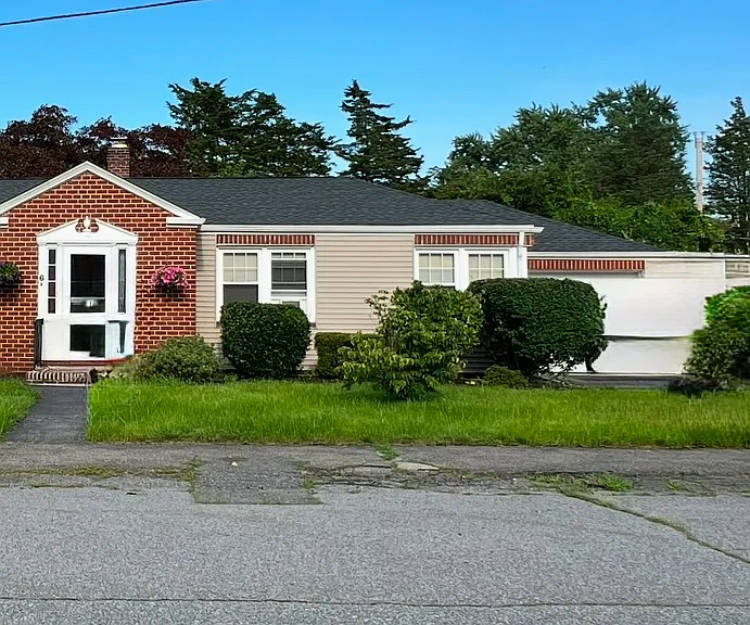 8 Greystone Ave — Photo 1