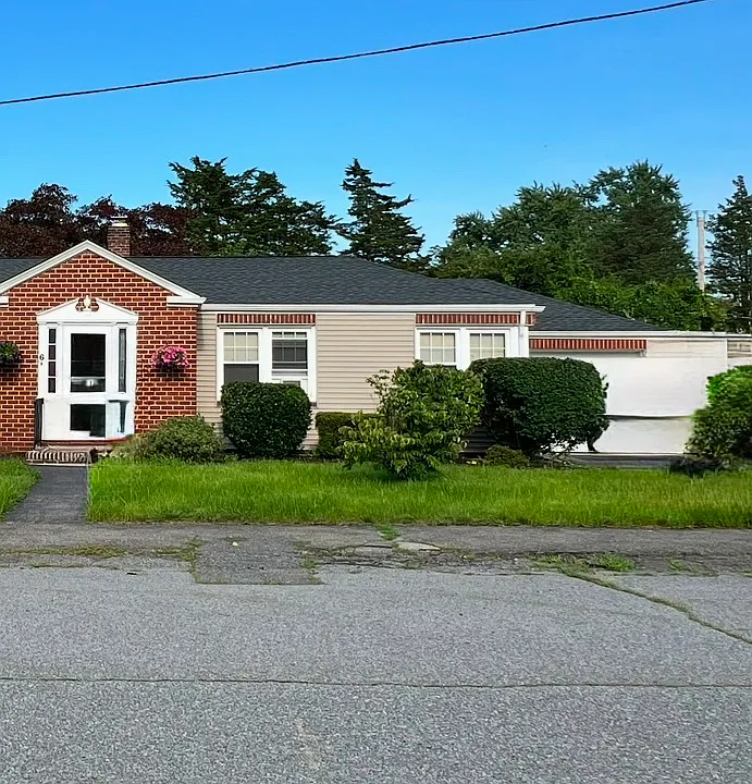 8 Greystone Ave