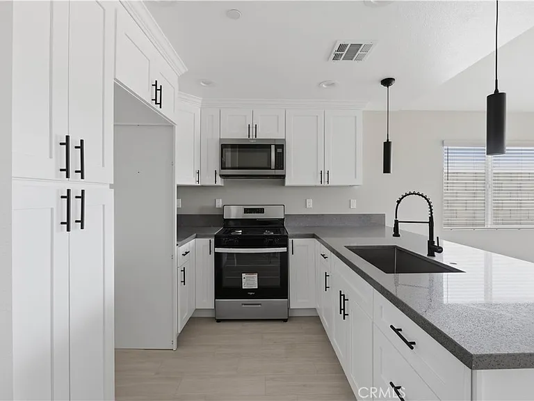 12415 Sycamore St #3 — Photo 10