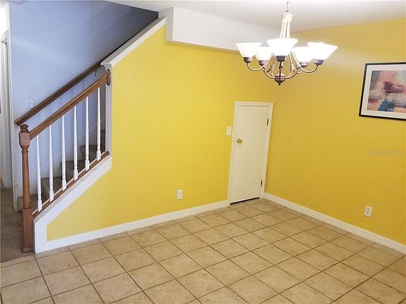 4th image of 9434 Charlesberg Dr