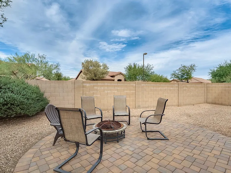 39534 N Bent Creek Ct — Photo 32