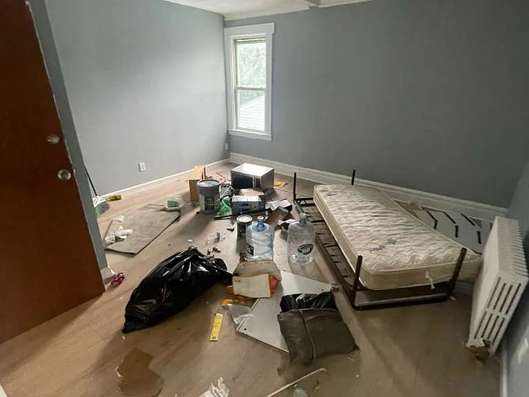 100 Smith St #2A — Photo 9