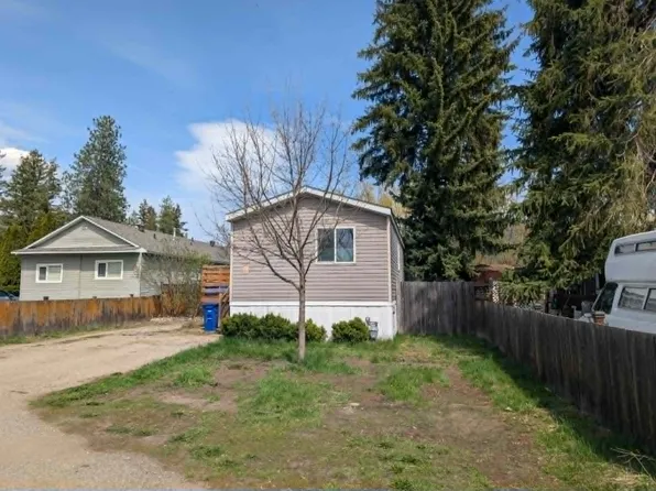 446 Mabel Lake Rd #A9, Lumby, BC V0E 2G5