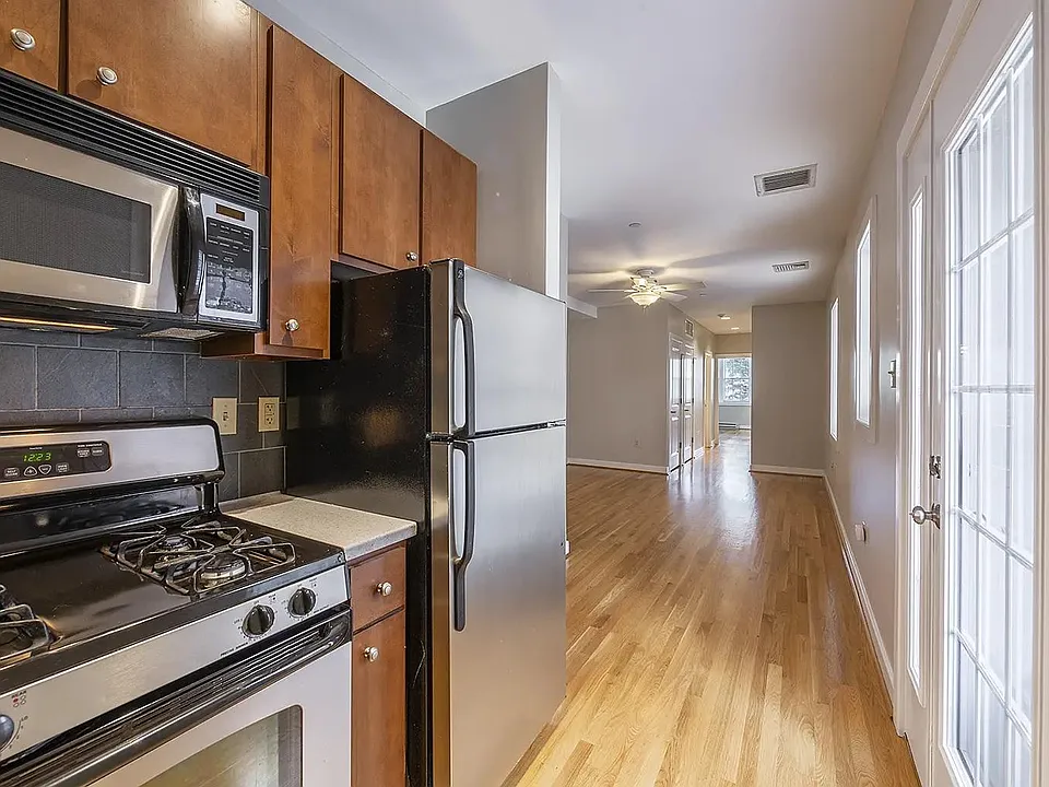 5 Rittenhouse Pl #23