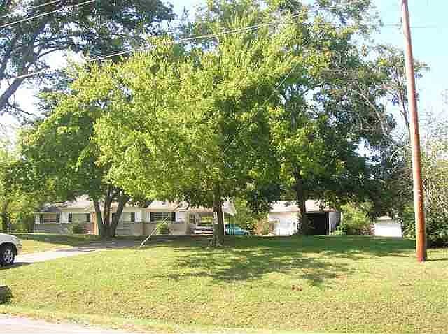 2nd image of 3469 Benton Pike NE