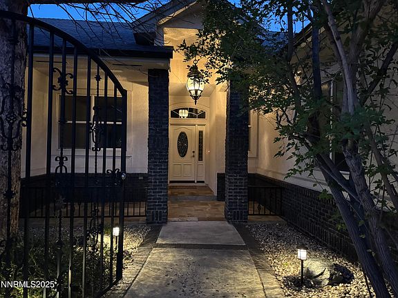 4th image of 2511 Simons Ct