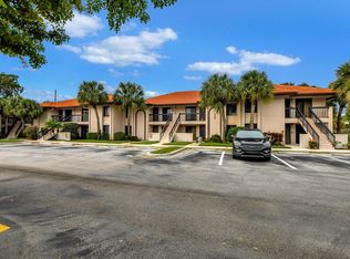 400 Club Cir APT 106, Boca Raton, FL 33487