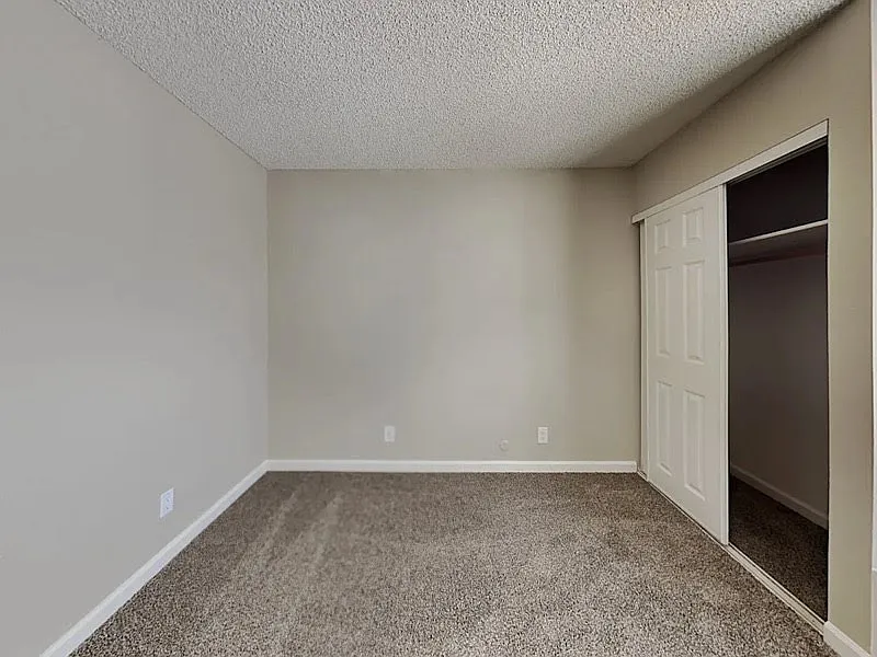 4 bed, 2.5 bath, 1794 sqft, $3,314 — Photo 3