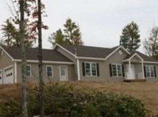 17 Overlook Dr, Litchfield, ME 04350