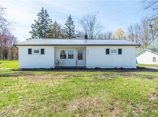 20295 Storrs Rd, Sackets Harbor, NY 13685
