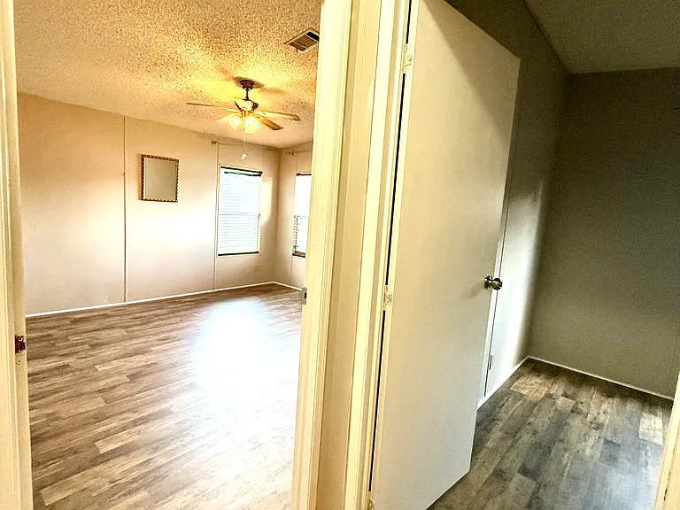 16648 Daeza Dr — Photo 15