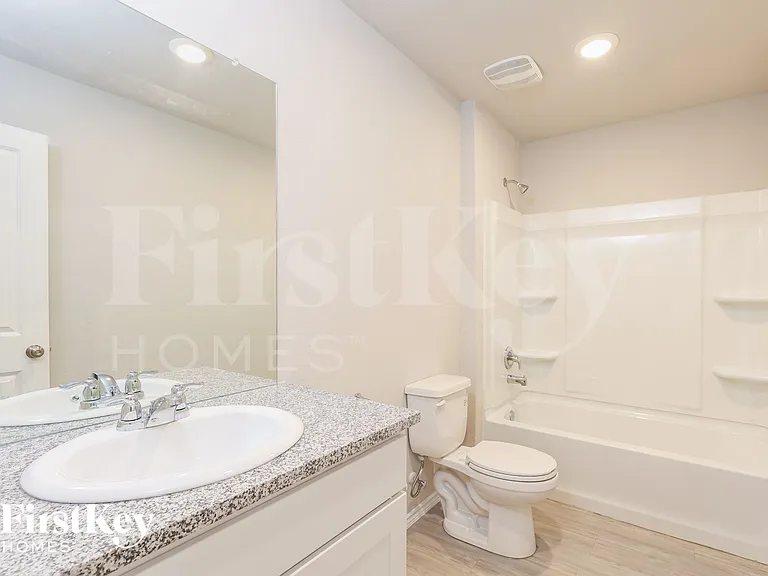 10606 Varmus Dr — Photo 10