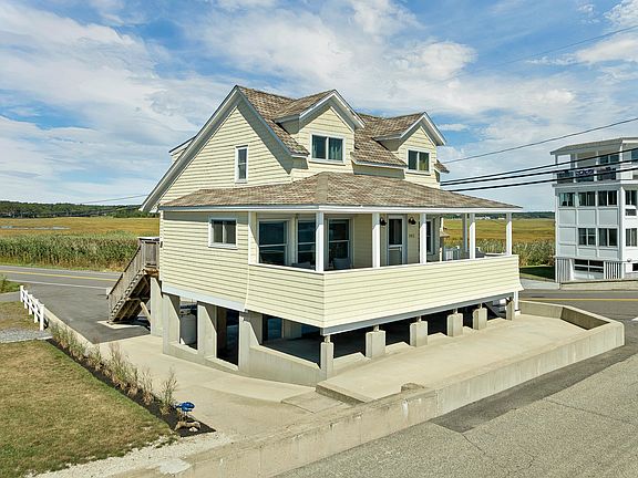 2nd image of 393 Webhannet Drive