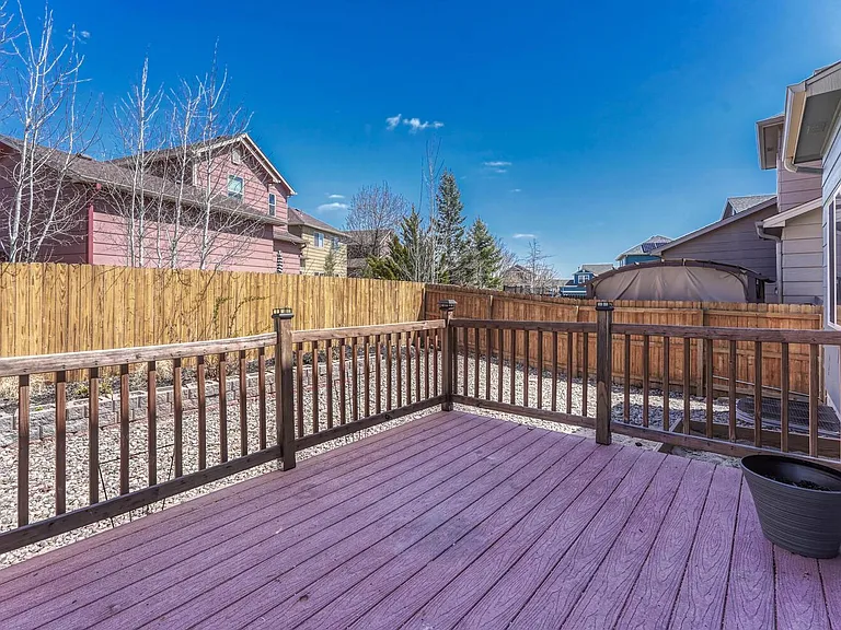 6442 Silverwind Cir — Photo 32