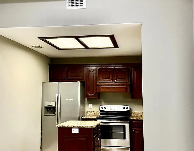 3310 Legacy Ln — Photo 24